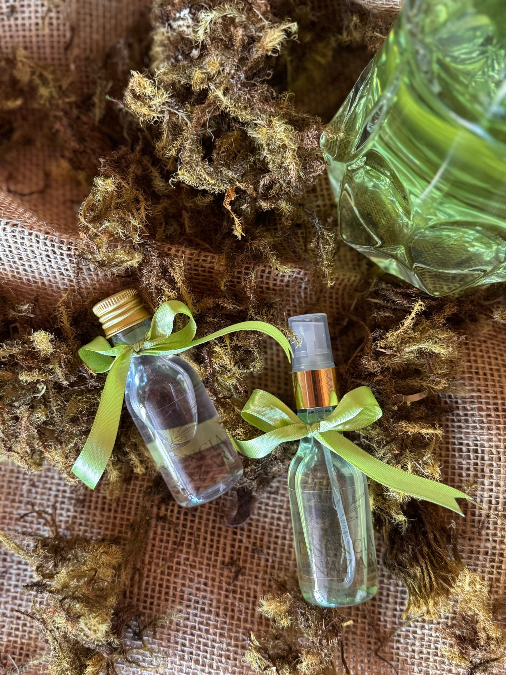 Rádio Excelsior lança sua marca de perfume, Essência de Nazaré.